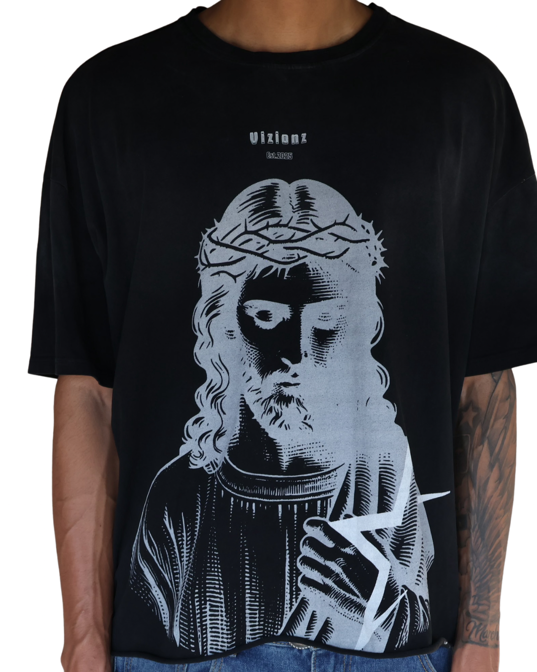 VIZIONZ CROWNED IN PAIN OVERSIZED T-SHIRT